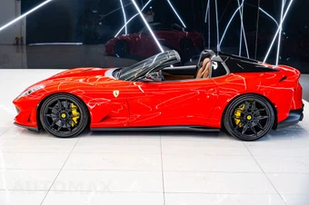 2021 Ferrari 812 GTS Convertible - miniatura 20