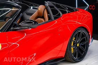 2021 Ferrari 812 GTS Convertible - miniatura 23