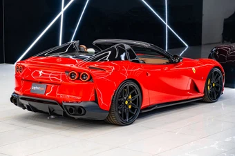 2021 Ferrari 812 GTS Convertible - miniatura 30