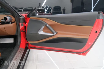 2021 Ferrari 812 GTS Convertible - miniatura 35