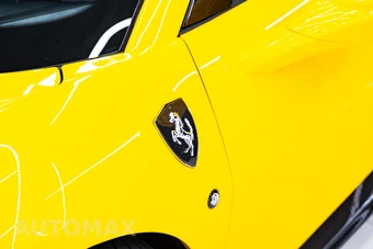 2021 Ferrari F8 Spider Convertible - miniatura 27