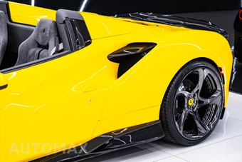2021 Ferrari F8 Spider Convertible - miniatura 31