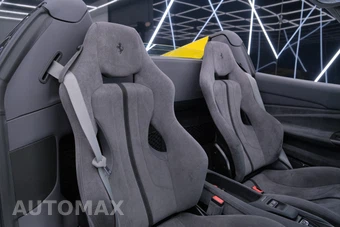 2021 Ferrari F8 Spider Convertible - miniatura 37