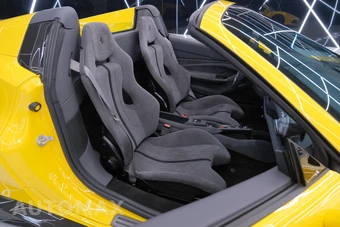 2021 Ferrari F8 Spider Convertible - miniatura 38
