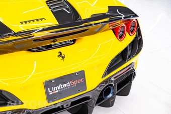 2021 Ferrari F8 Spider Convertible - miniatura 47