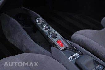 2021 Ferrari F8 Spider Convertible - miniatura 63