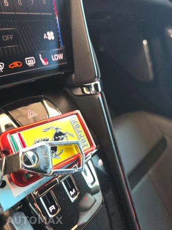 2021 Ferrari Roma - miniatura 8