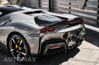 2021 Ferrari SF90 Stradale - miniatura 12