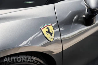 2021 Ferrari SF90 Stradale - miniatura 9