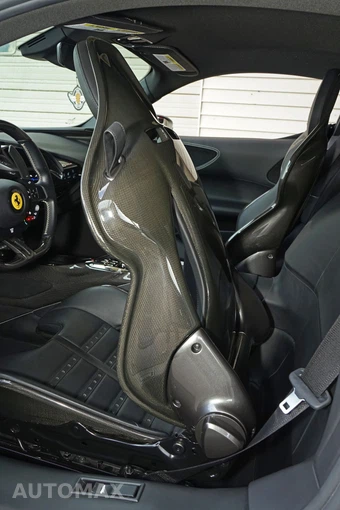 2021 Ferrari SF90 Stradale - miniatura 29