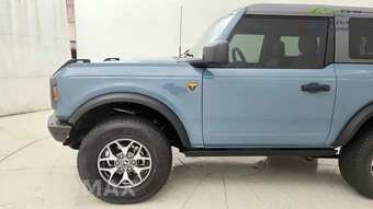 2021 Ford Bronco Badlands Advanced - miniatura 22