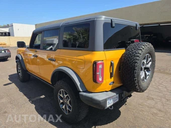 2021 Ford Bronco Badlands Advanced - miniatura 2