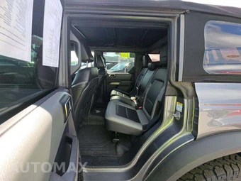 2021 Ford Bronco Black Diamond - miniatura 10