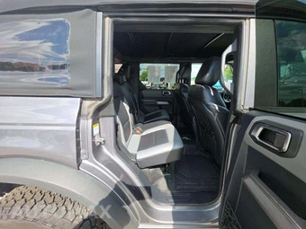 2021 Ford Bronco Black Diamond - miniatura 13