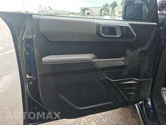 2021 Ford Bronco Black Diamond - miniatura 19
