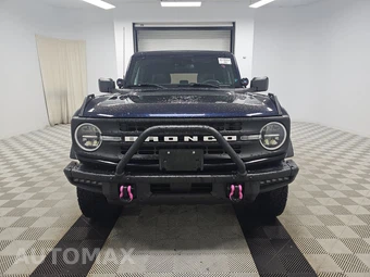 2021 Ford Bronco Black Diamond - miniatura 2