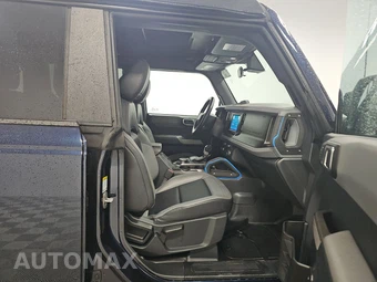 2021 Ford Bronco Black Diamond - miniatura 8