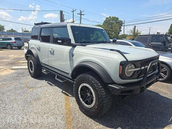 2021 Ford Bronco First Edition Advanced - miniatura 4