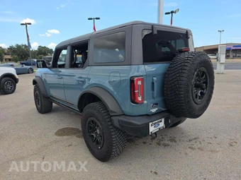 2021 Ford Bronco First Edition Advanced - miniatura 2