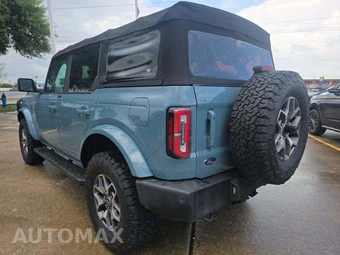 2021 Ford Bronco Outer Banks - miniatura 2
