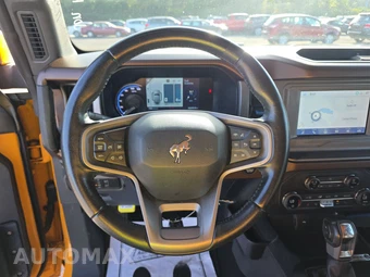 2021 Ford Bronco Outer Banks - miniatura 10