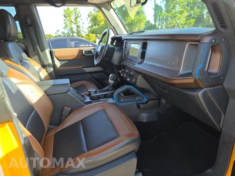 2021 Ford Bronco Outer Banks - miniatura 8