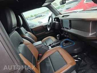 2021 Ford Bronco Outer Banks - miniatura 8