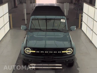 2021 Ford Bronco Outer Banks Advanced - miniatura 2