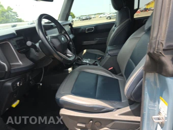 2021 Ford Bronco Outer Banks Advanced - miniatura 7