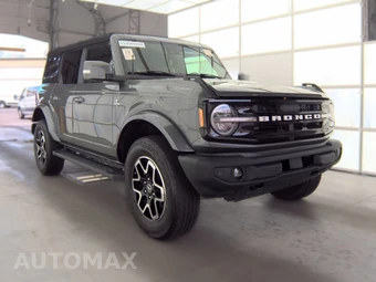 2021 Ford Bronco Outer Banks Advanced - miniatura 3