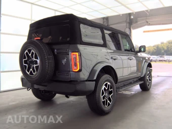 2021 Ford Bronco Outer Banks Advanced - miniatura 4