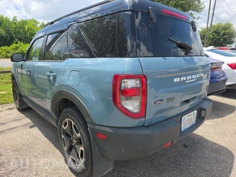 2021 Ford Bronco Sport Outer Banks - miniatura 2