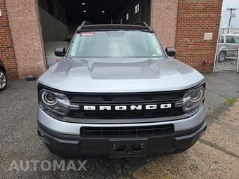 2021 Ford Bronco Sport Outer Banks - miniatura 2