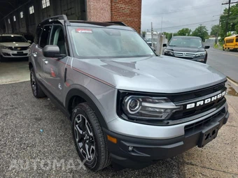 2021 Ford Bronco Sport Outer Banks - miniatura 3