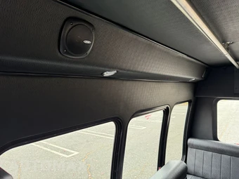 2021 Ford E-350 Cutaway - miniatura 30