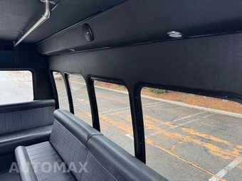 2021 Ford E-350 Cutaway - miniatura 32