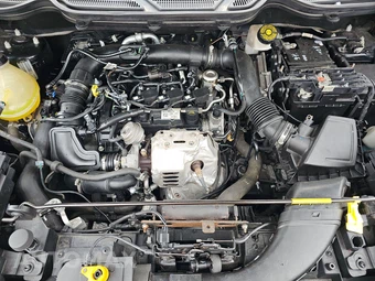 2021 Ford EcoSport S – miniatura 15