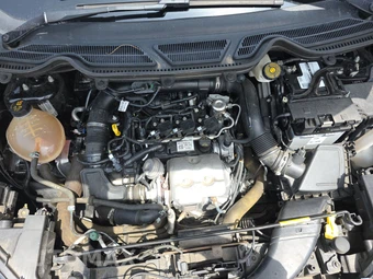 2021 Ford EcoSport S – miniatura 15