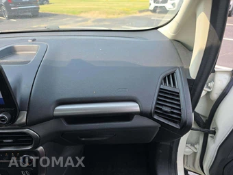 2021 Ford EcoSport SE – miniatura 16