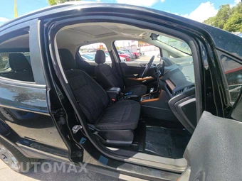2021 Ford EcoSport SE – miniatura 15