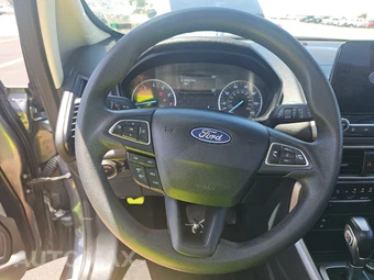 2021 Ford EcoSport SE – miniatura 10