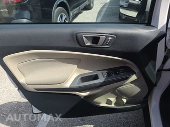 2021 Ford EcoSport SE – miniatura 9