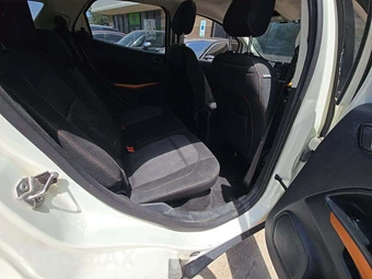 2021 Ford EcoSport SE - miniatura 16