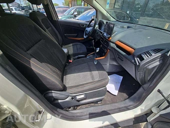 2021 Ford EcoSport SE - miniatura 18
