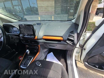 2021 Ford EcoSport SE - miniatura 19