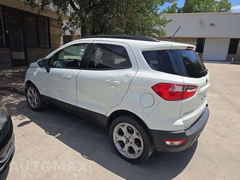 2021 Ford EcoSport SE - miniatura 2