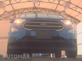 2021 Ford EcoSport SE - miniatura 3