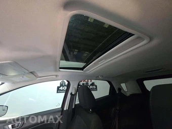 2021 Ford EcoSport SE – miniatura 11