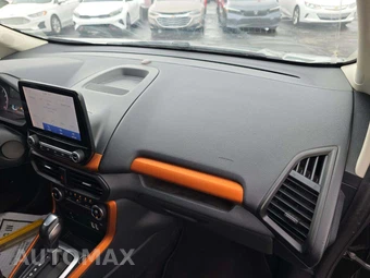 2021 Ford EcoSport SE – miniatura 16