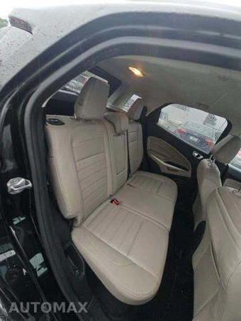 2021 Ford EcoSport Titanium – miniatura 17